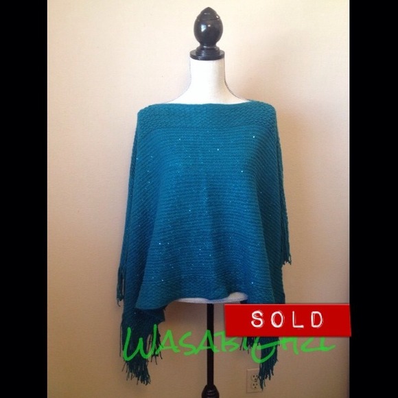 🚫SOLD🚫🎉HP🎉 Beautiful Teal Poncho