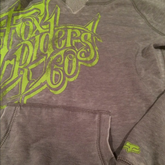 brand new fox crew neck - Picture 4 of 4