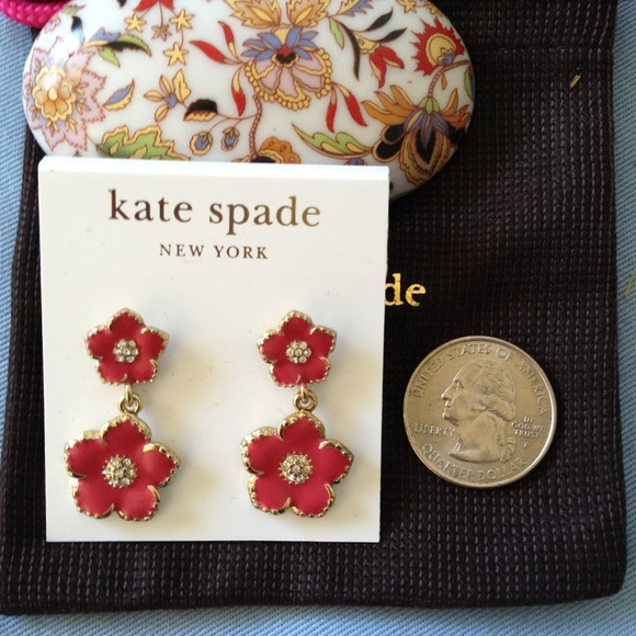 🚫SOLD🚫♠Kate Spade♠ Pink Flower Earrings - Picture 2 of 2