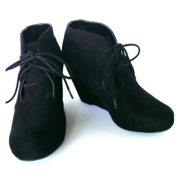 Black wedge booties