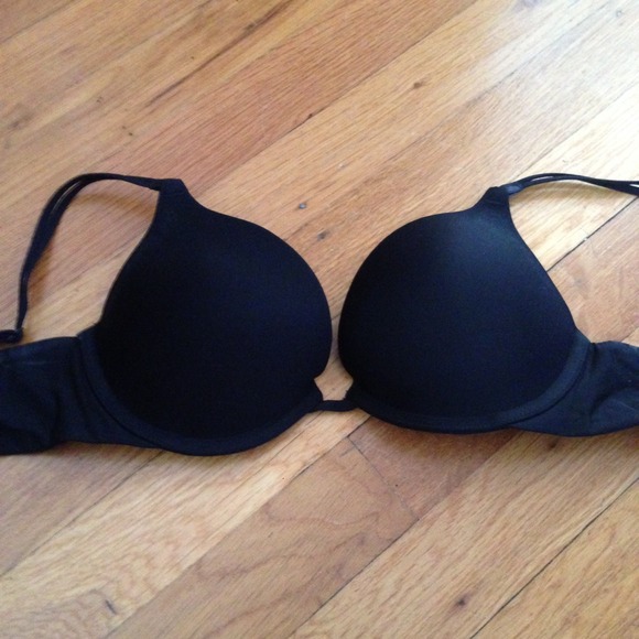 ❤️SOLD❤️ Victoria's Secret black bra