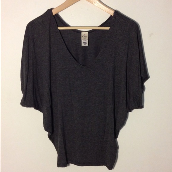 🚫SOLD🚫Gray Top - Picture 2 of 2