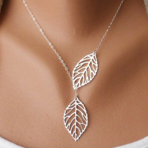 Silver leaf necklace