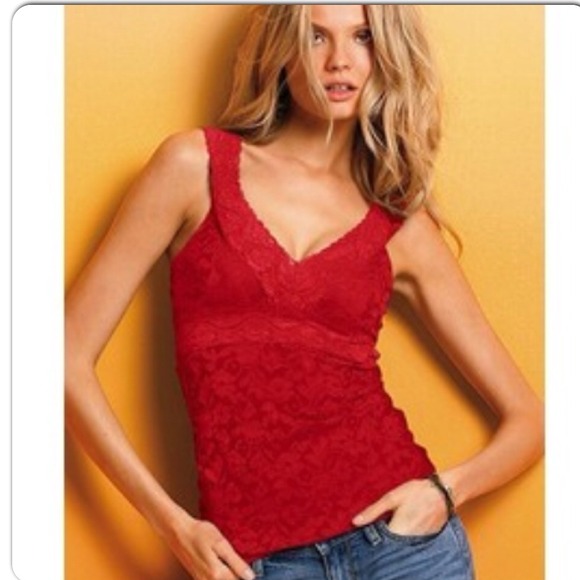 💥💥bundled💥💥Perfect red lace v neck top
