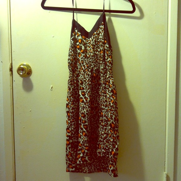 Backless cheetah print summer dress