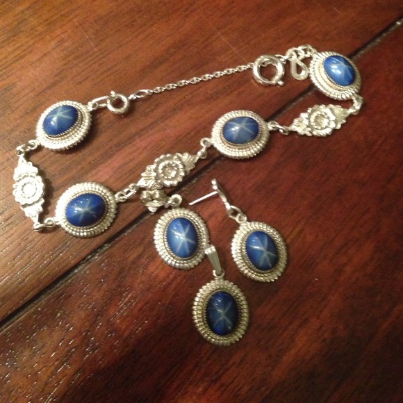 Costume jewelry Star Sapphire Set