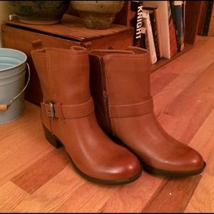 New Brown Boots