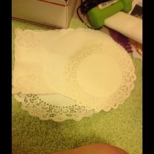 Doilies :) lots
