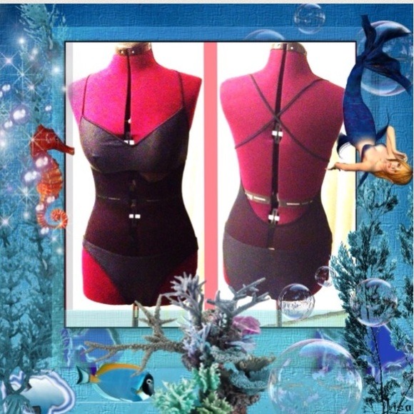 🚫Too late!⏰sold on ebay🚫. Black VS swim Monokini - Picture 3 of 4