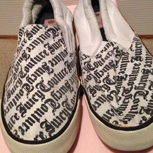 Juicy Couture Kammie Slip Ons 8.5 black&white