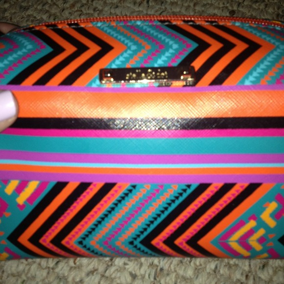 Stella and Dot Pouf Frida print