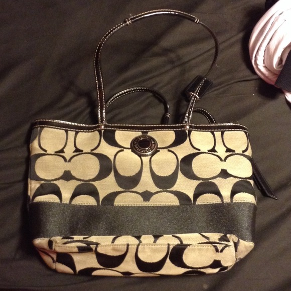 Sale!!!!!!   Authentic...... Coach purse.