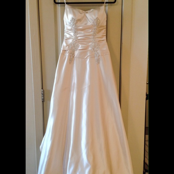 Allure Bridals Wedding Dress