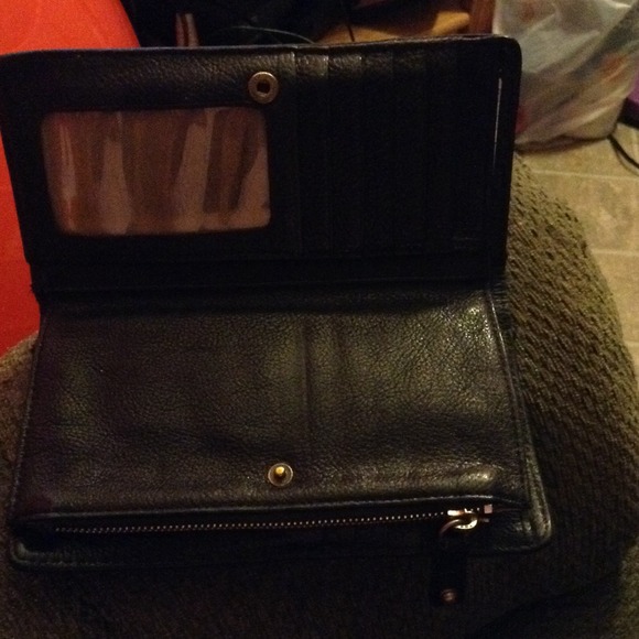 MK wallet