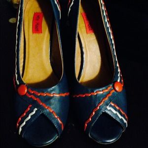 Miz mooz heels size 7 1/2