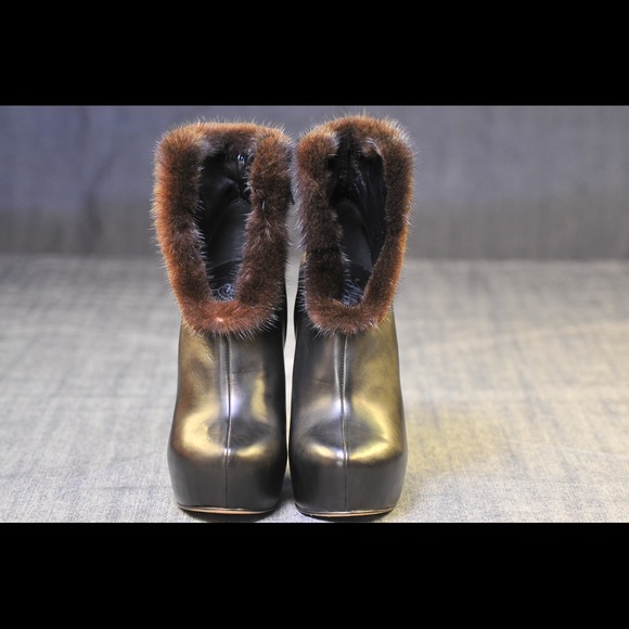 🎉HP🎉Alejandro Ingelmo 'Anya' Crosby Wedge Bootie - Picture 3 of 4