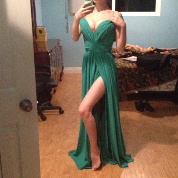 V neck leg slit prom/evening dress - Picture 2 of 3