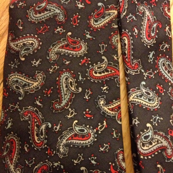 Silk skinny tie*donated - Picture 3 of 3