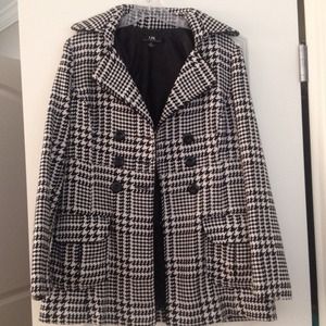 Houndstooth peacoat