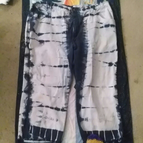 Ashley Stewart - Picture 3 of 4