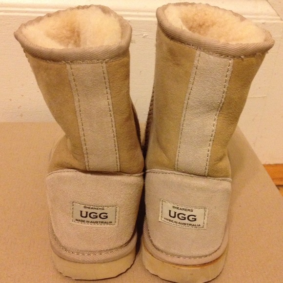 Shearers Ugg Australia sheepskin short boots size8 - Picture 2 of 4