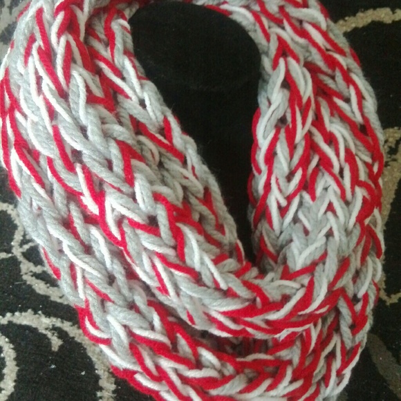 Ohio State infinity scarf
