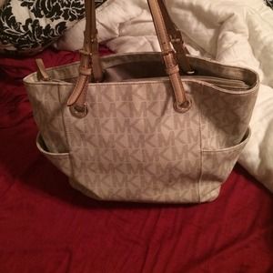 Mk purse