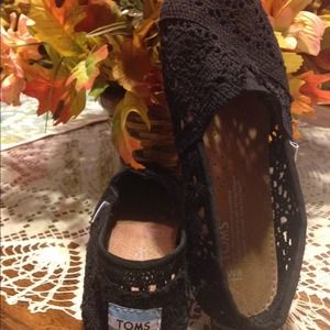 Toms shoes