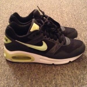 Green and black women's air max