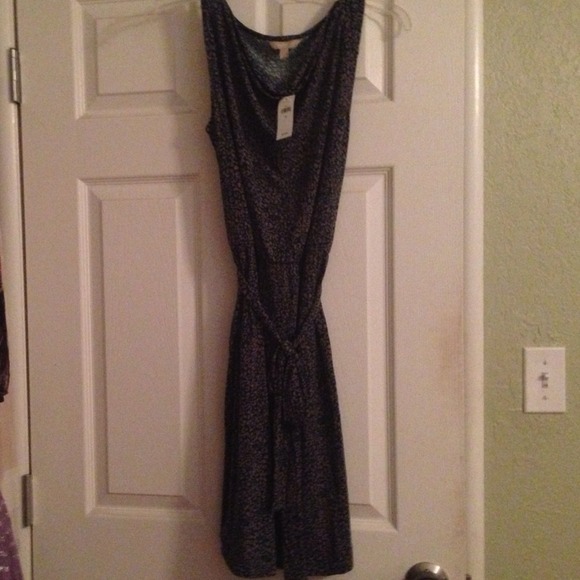 Banana Republic dress size S, nwt