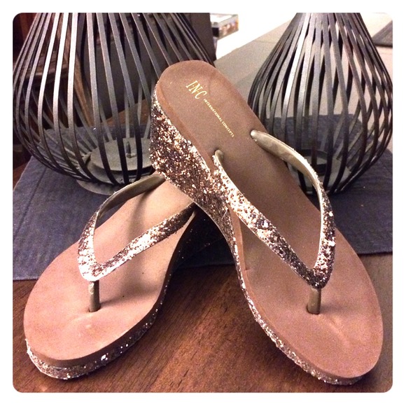 🎁🎁Traded🎁🎁..Used INC Wedge Slip-On.
