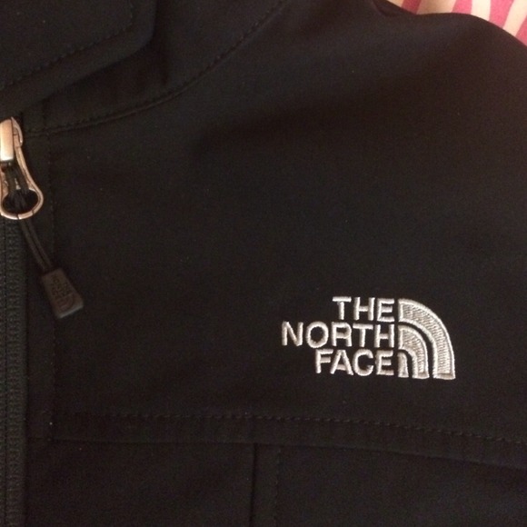 💯Authentic Northface jacket - Picture 2 of 4