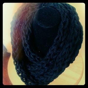 Black infinity scarf