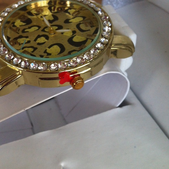 🌾HP🌾Geneva watch - Picture 2 of 4