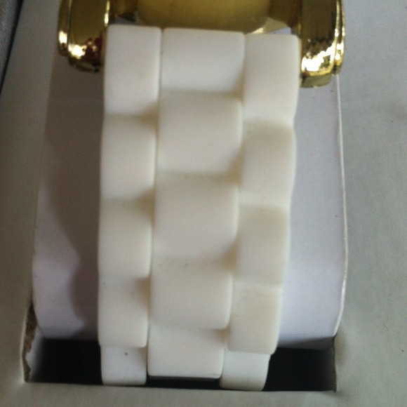 🌾HP🌾Geneva watch - Picture 3 of 4