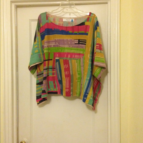 M/L Sparrow Anthropologie short sleeved loose top
