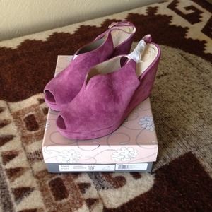 Foxy brand Magenta Suede Wedges NEW