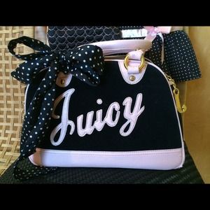 🐶👜 Juicy Couture small pink/black Pet Carrier