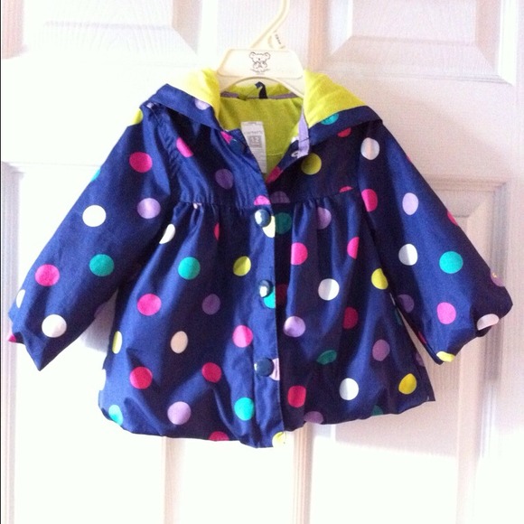 Poky dots rain coat