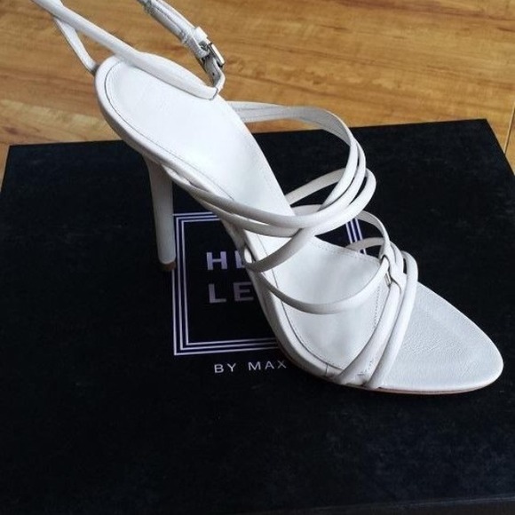 SOLD 🔰REDUCED🔰Herve Leger Sandals - Picture 3 of 4