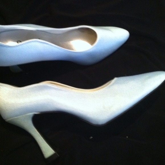 💙💙Shoes💙💙 - Picture 3 of 4