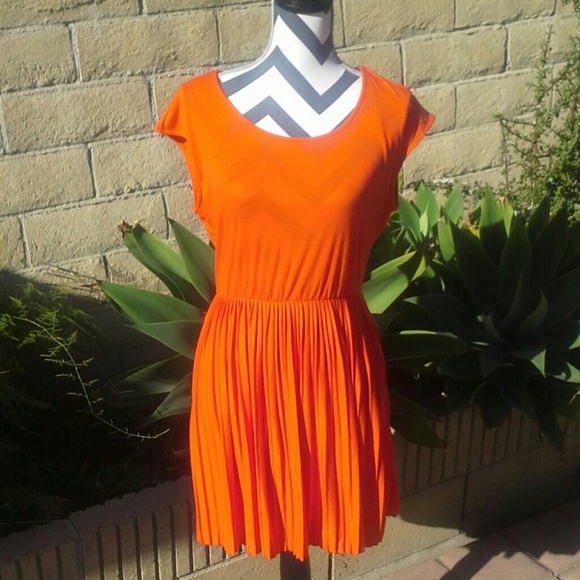 SOLD IN BUNDLE Memuse Orange Dress