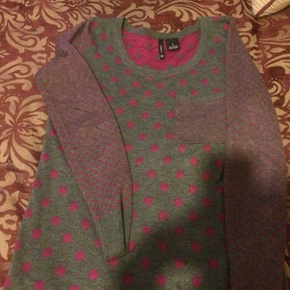 Pink & grey polka dotted sweater.