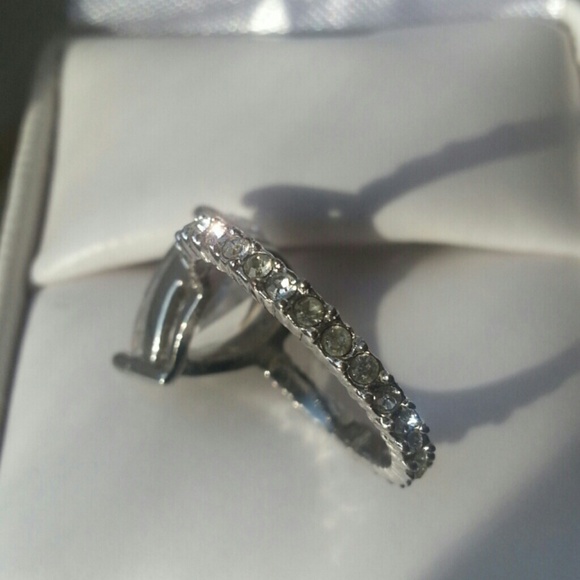 Ring - Picture 2 of 2