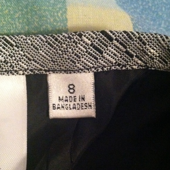 NEVER WORN Long Skirt - Picture 2 of 3