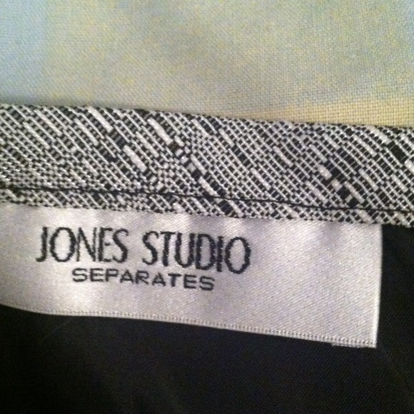 NEVER WORN Long Skirt - Picture 3 of 3