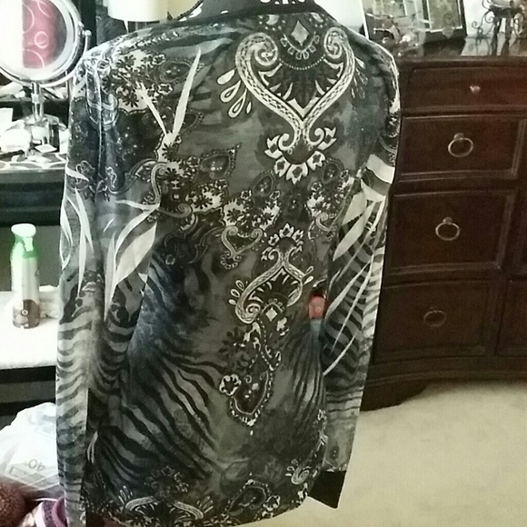 Day trip long sleeve tshirt - Picture 2 of 3