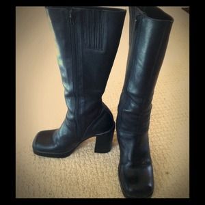 Steve Madden leather boots.  Excellent condition