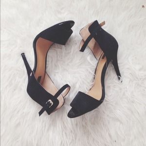 (RESERVED) ZARA strappy heel