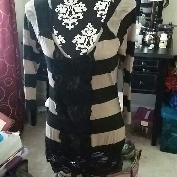 Black and taupe stripe shirt - Picture 1 of 4